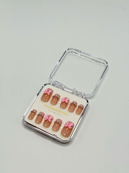 Short press on Nails