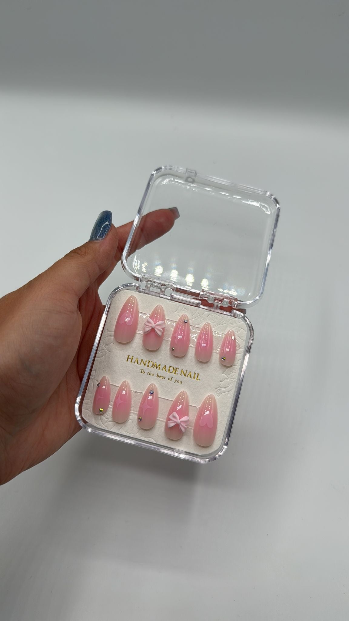 Glitter bow press on Nails