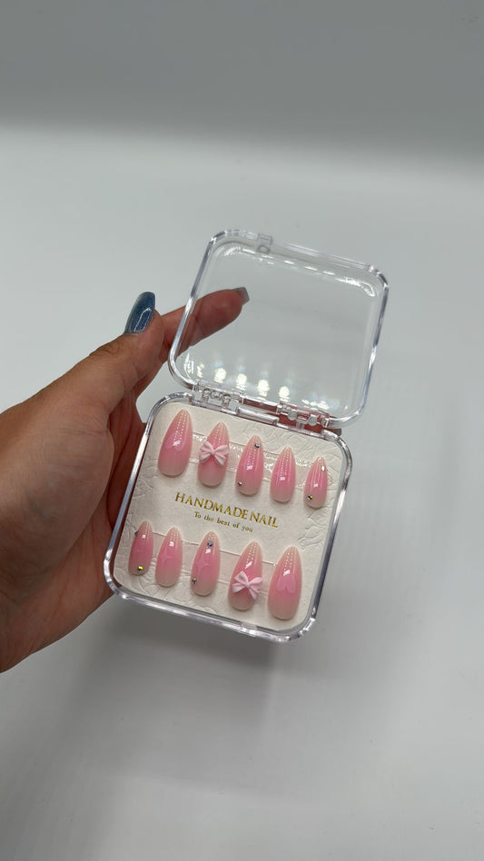 Glitter bow press on Nails