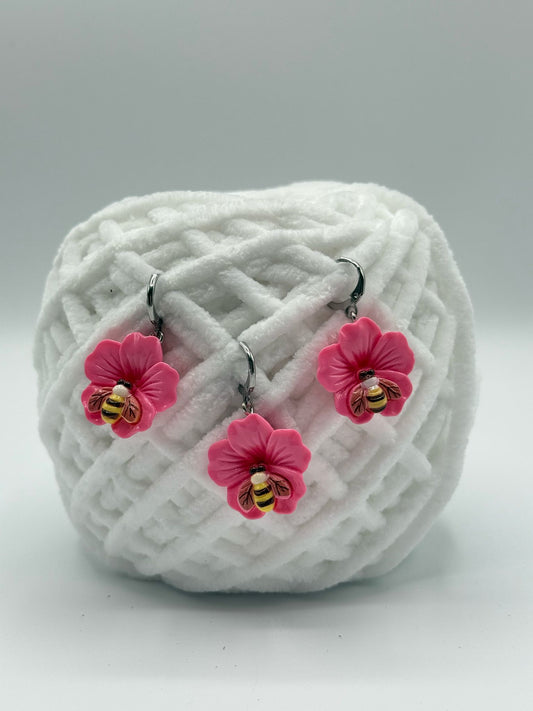 Biene mit pinker Blume Maschenmarkierer