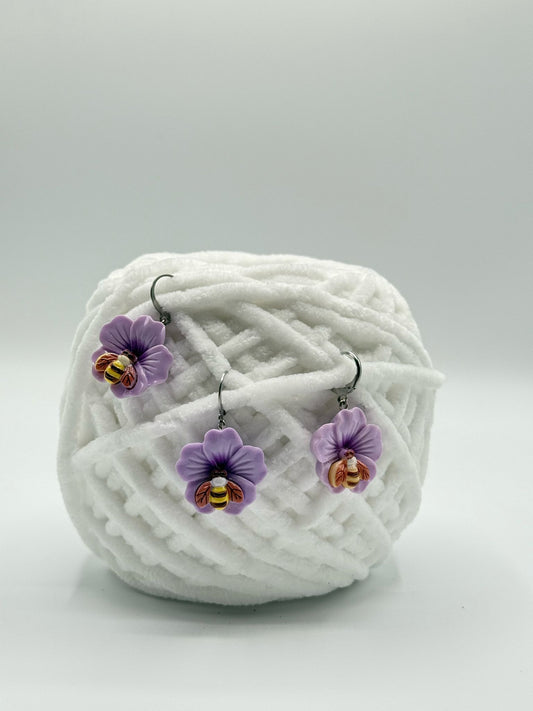 Biene mit Lila Blume Maschenmarkierer
