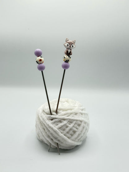 Lila Fuchs Amigurumi Sticks