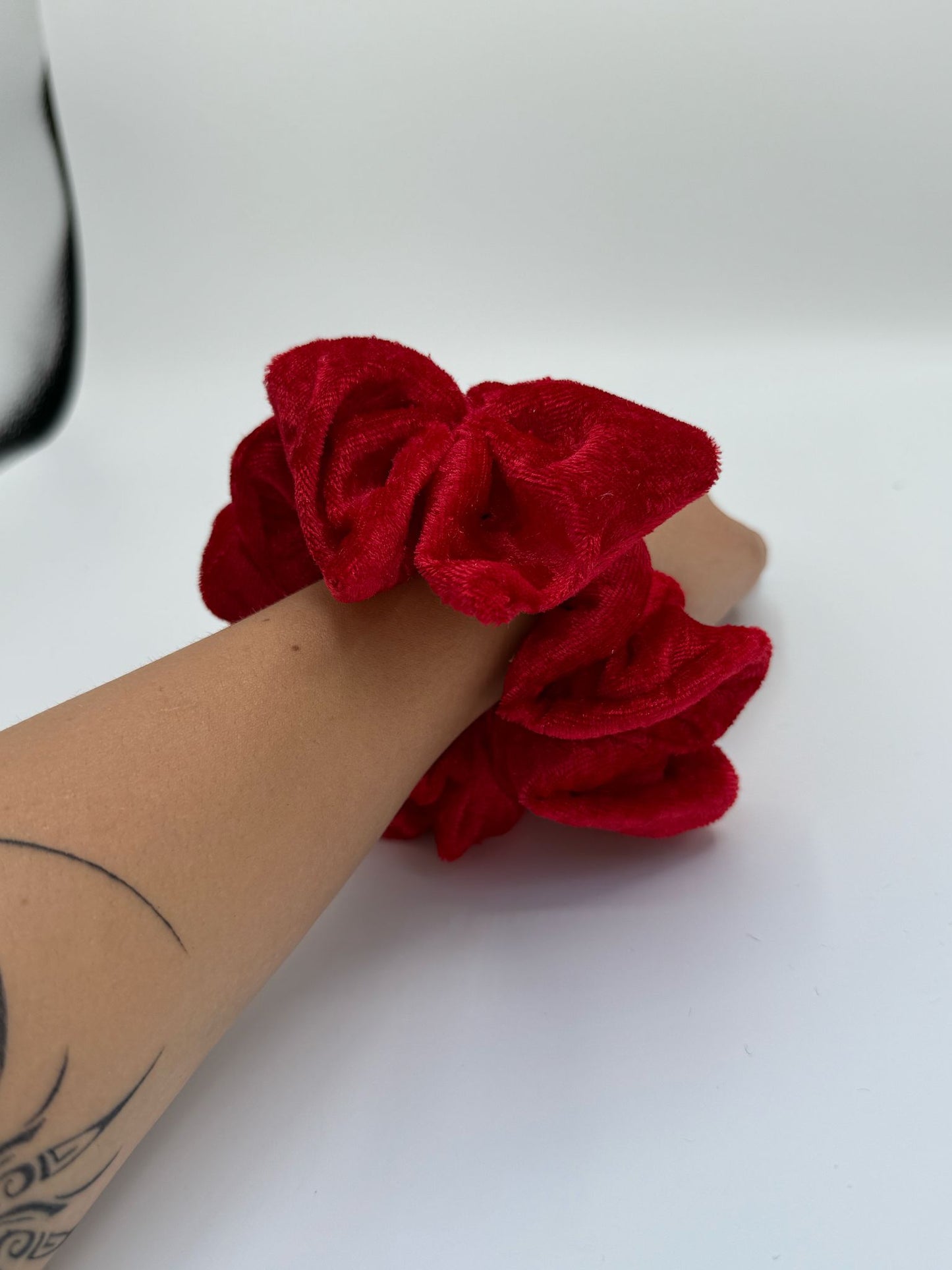 Scrunchie mit Schleife rot