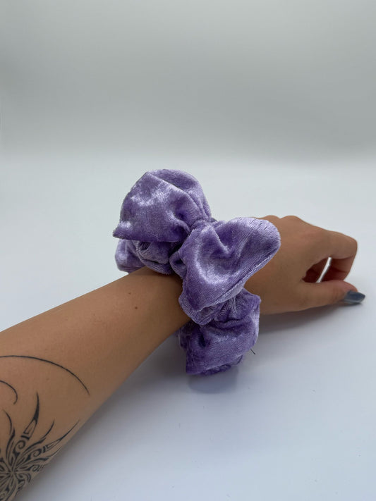 Scrunchie mit Schleife lila