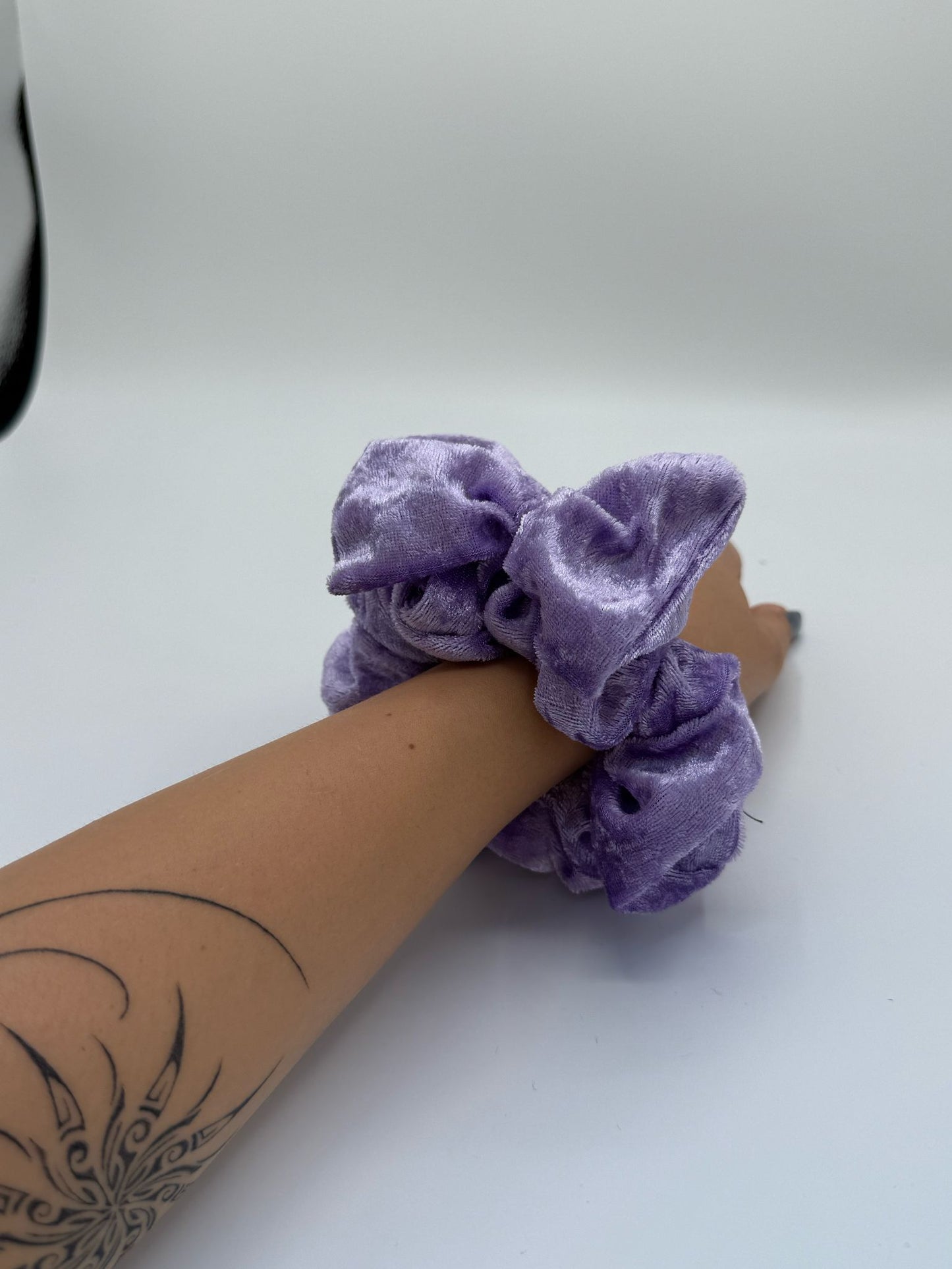 Scrunchie mit Schleife lila
