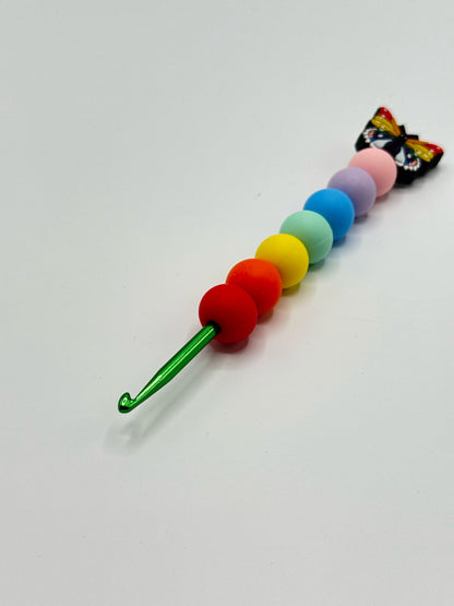 Regenbogen Nadel