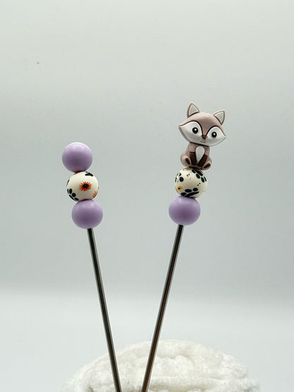 Lila Fuchs Amigurumi Sticks