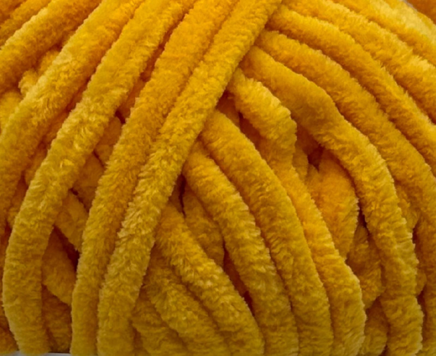 Jamie‘s Blossom Baby - Chenille Wolle